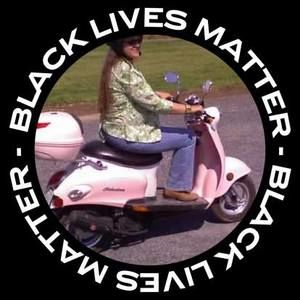 Meet your Posher, Suzanne